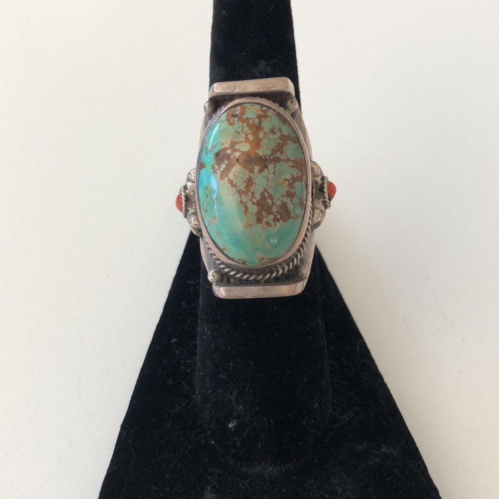 Vintage silver and turquoise oval and coral ring - Picture 3 of 16
